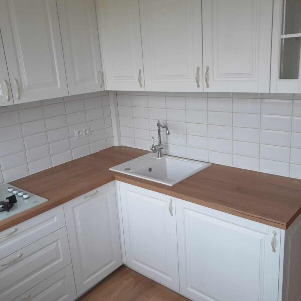 1f34a7f5-612e-4630-9988-18c7d2c14495