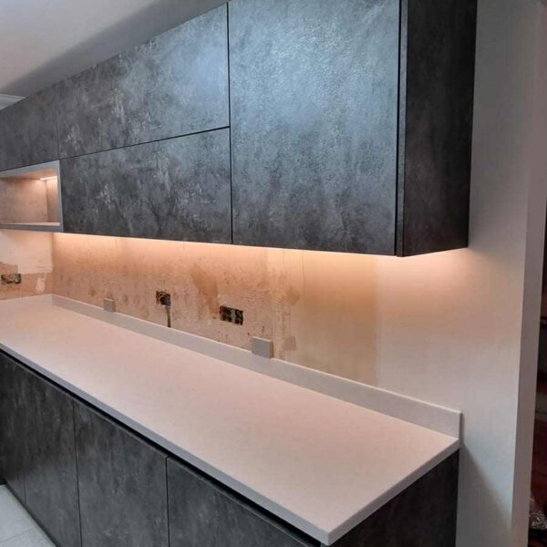 e9f63b52-fa48-4e37-8ce9-c7185e2de1f7