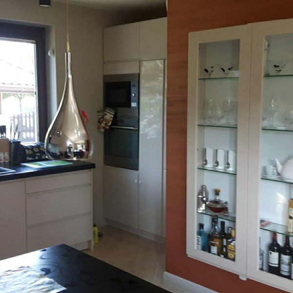 ec37b720-4ffc-4df6-a6fb-7e08276e9f67