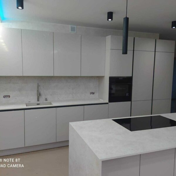 efc497ef-edab-4e65-962f-b2fd7b213576